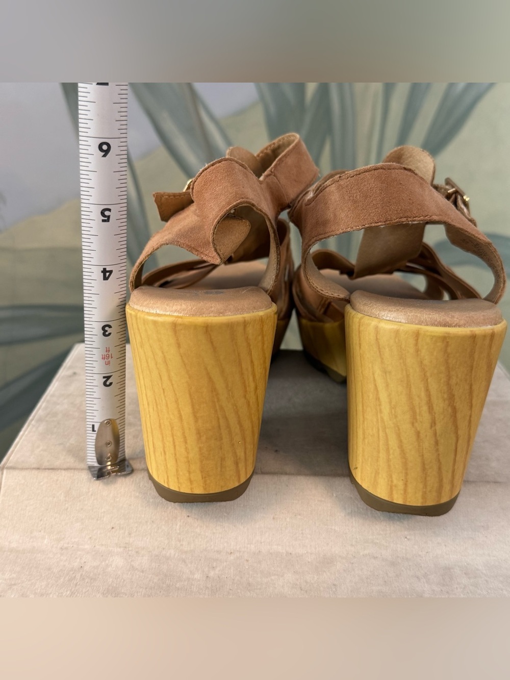 Dr. Scholl's Tan Suede Platform Slingback Sandals, size 10, NWOT - Picture 5 of 7